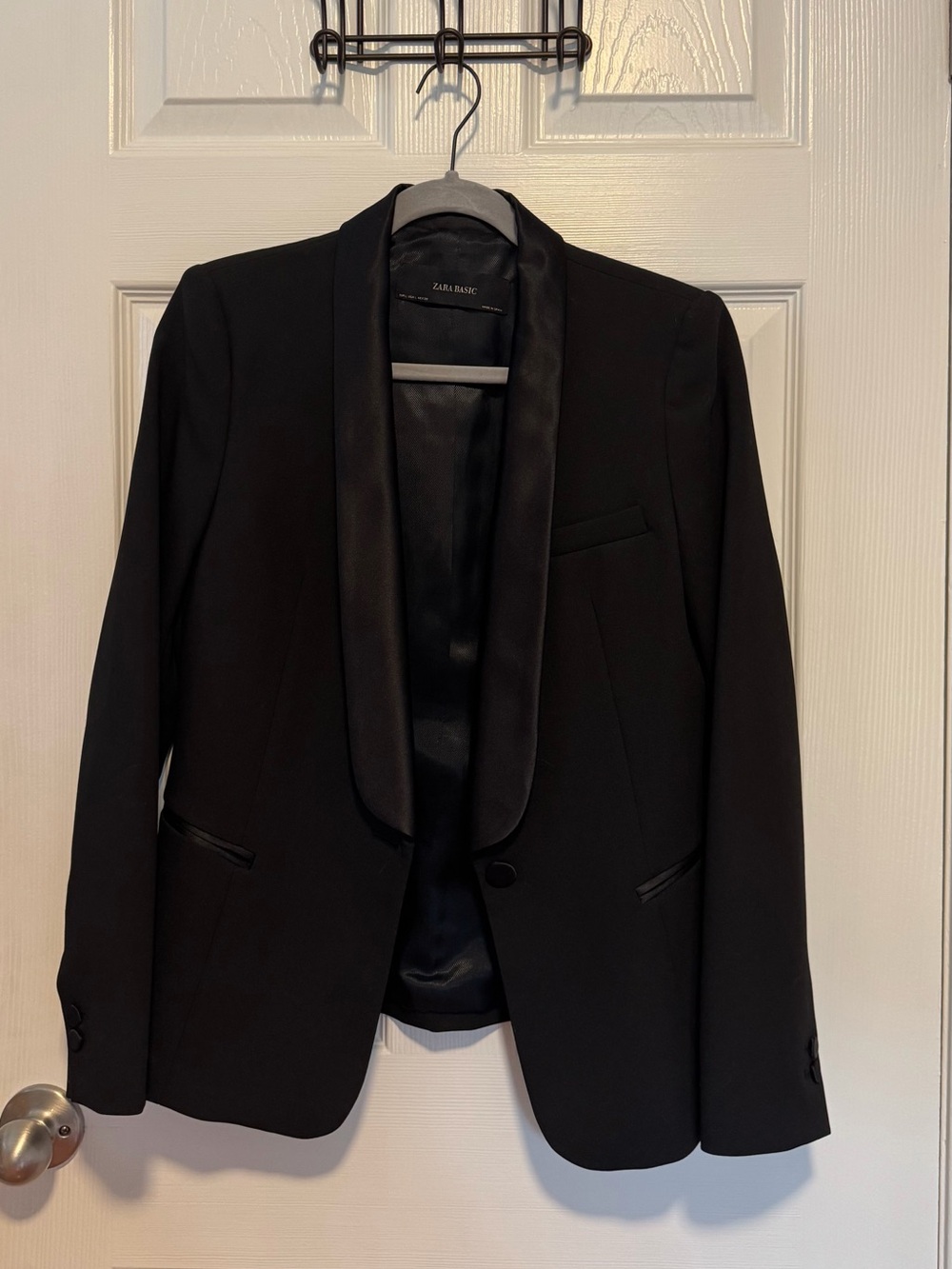 Zara Black Satin Lapel Blazer